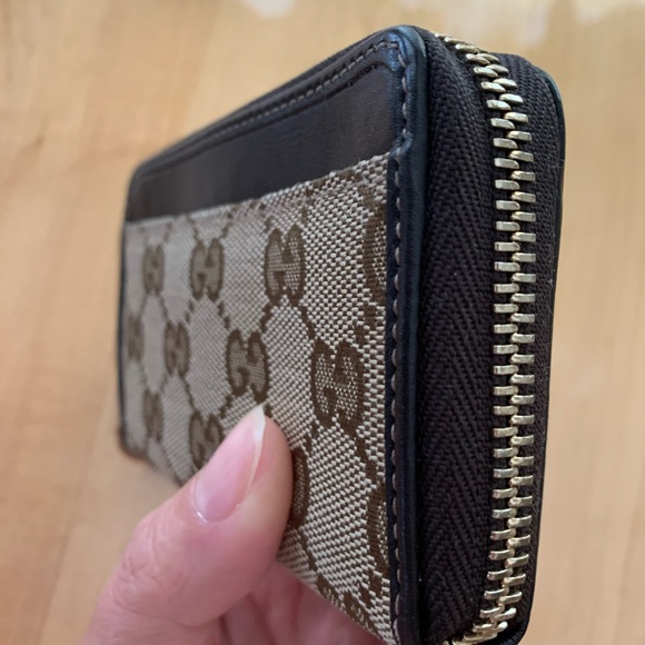 Gucci Card Case Wallet/Key Holder - Picture 3 of 16